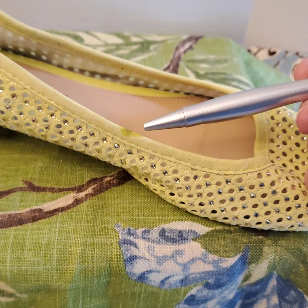 Antonio Melani Yellow Leather Ballet Flats with Rhinestones, Size 10 Medium - Picture 11 of 14